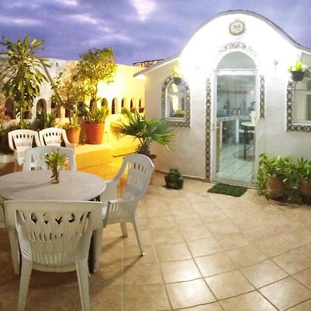 Alexandross Hostel Puerto Vallarta Zewnętrze zdjęcie