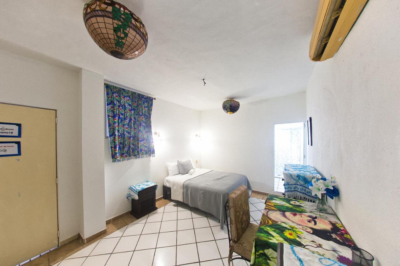 Alexandross Hostel Puerto Vallarta Pokój zdjęcie
