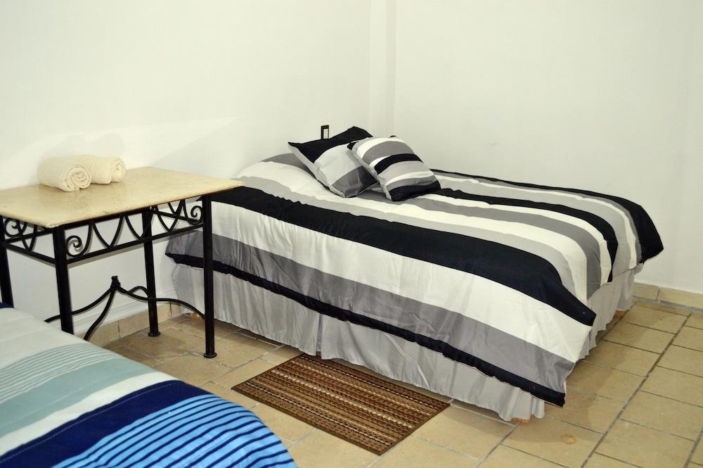 Alexandross Hostel Puerto Vallarta Zewnętrze zdjęcie