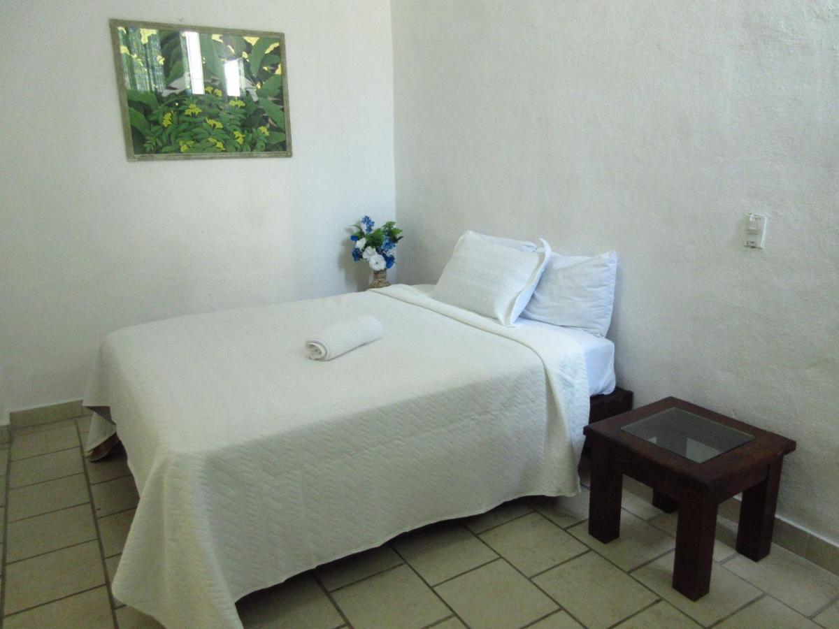 Alexandross Hostel Puerto Vallarta Zewnętrze zdjęcie